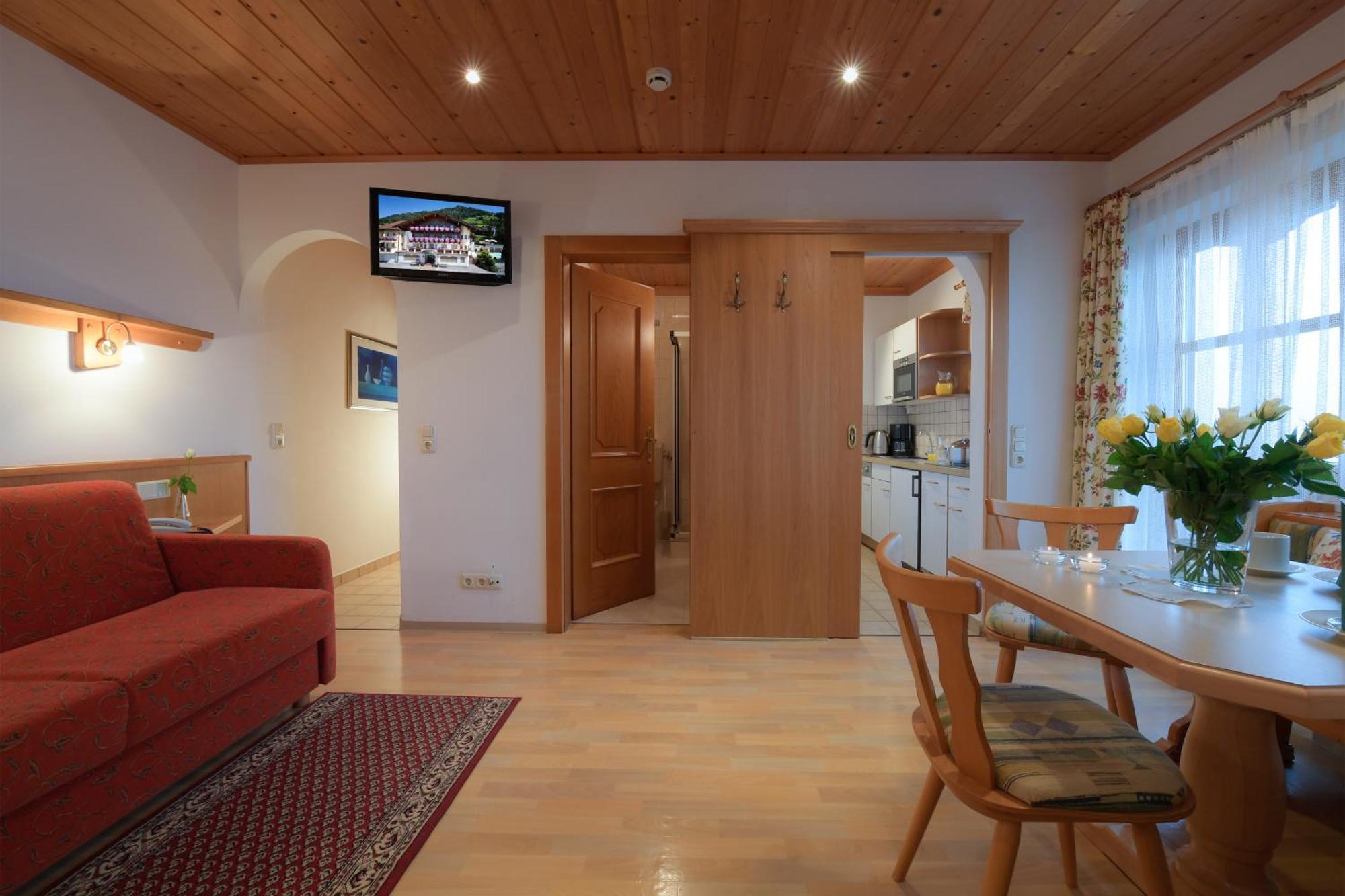Apartments - Pension Florian Sankt Johann im Pongau Buitenkant foto